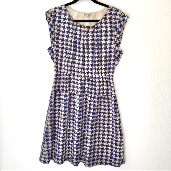 Madewell Dresses & Skirts - MADEWELL Broadway & Broome Silk Dress size 10